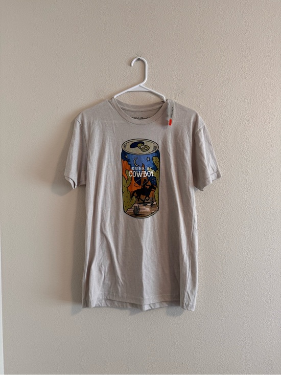 Wild junkie boutique Tops - NWT Light Gray 'Drink Up Cowboy' Graphic Tee